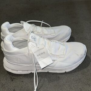 On cloud men’s shoes